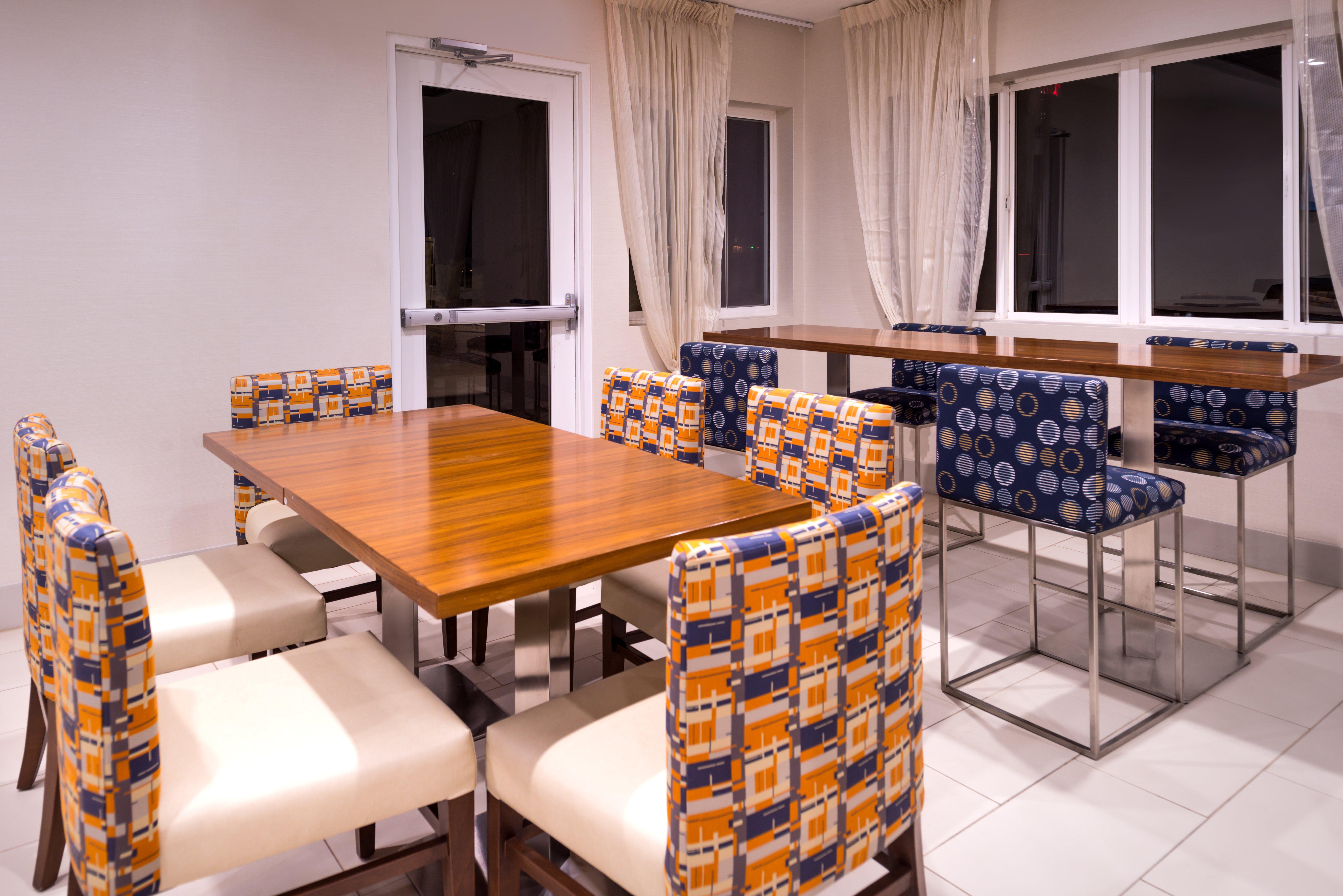 Holiday Inn Express & Suites Alamogordo Highway 54/70 By Ihg Eksteriør bilde