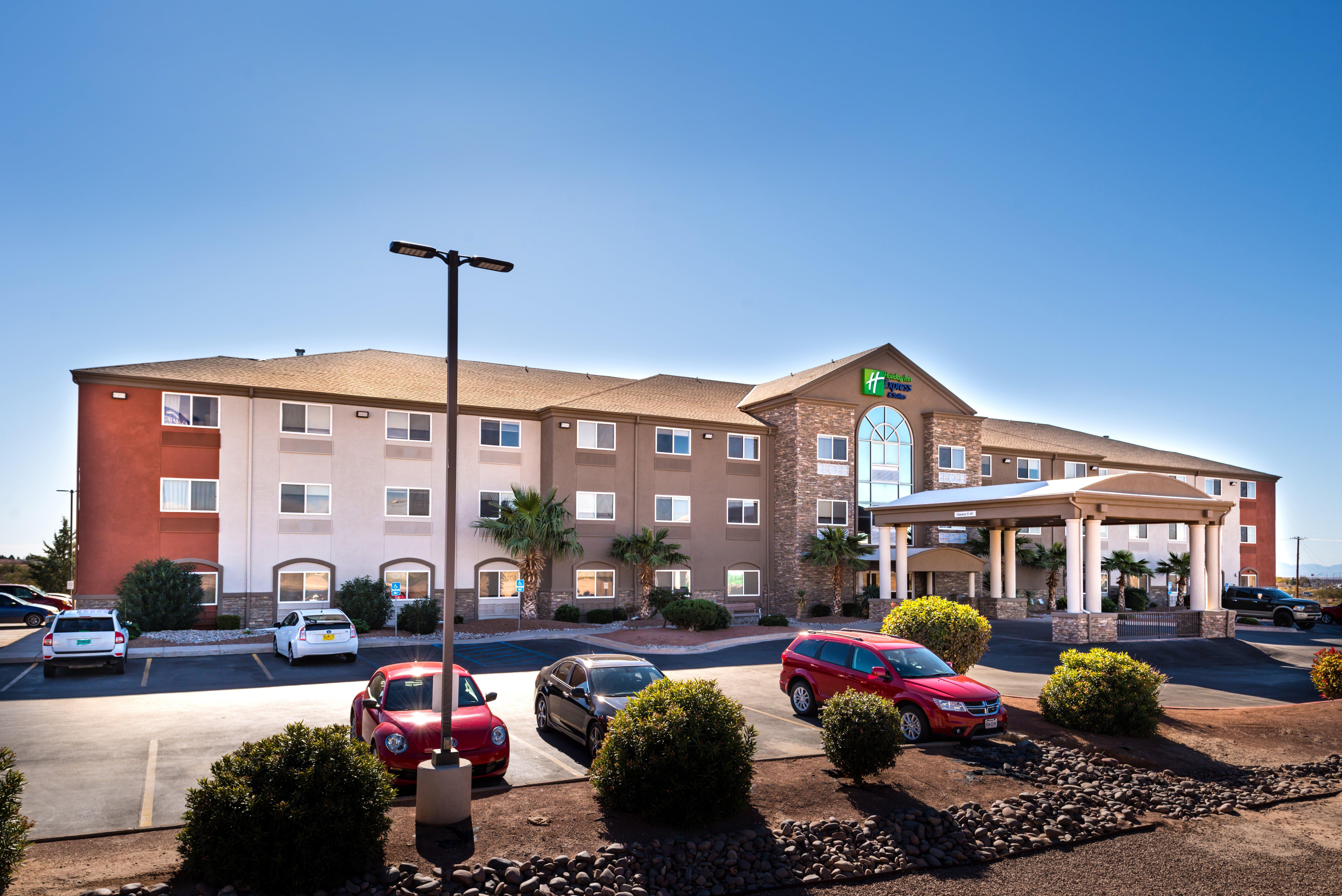 Holiday Inn Express & Suites Alamogordo Highway 54/70 By Ihg Eksteriør bilde